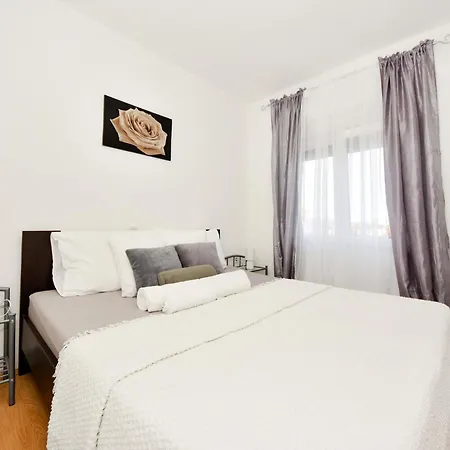 Casa de Férias Ivanka By Interhome Biograd Na Moru