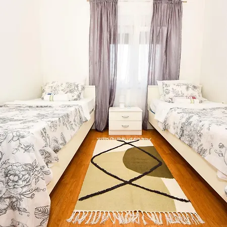 Сasa de vacaciones Ivanka By Interhome Biograd Na Moru