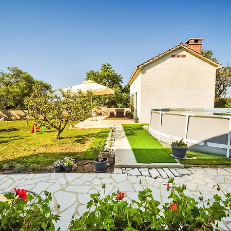 Ivanka By Interhome Сasa de vacaciones Biograd Na Moru